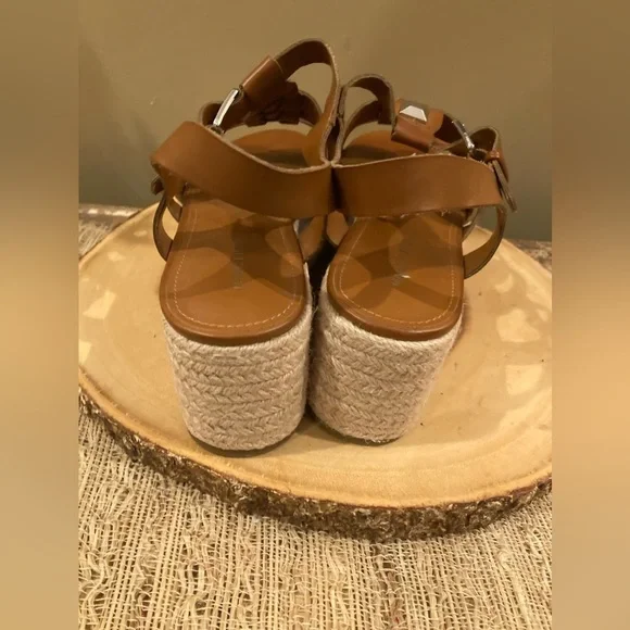 Woman's Sandals Marc‎ Fisher Joven Espadrille Wedge Sandal Size 10 Brown New - Picture 9 of 16